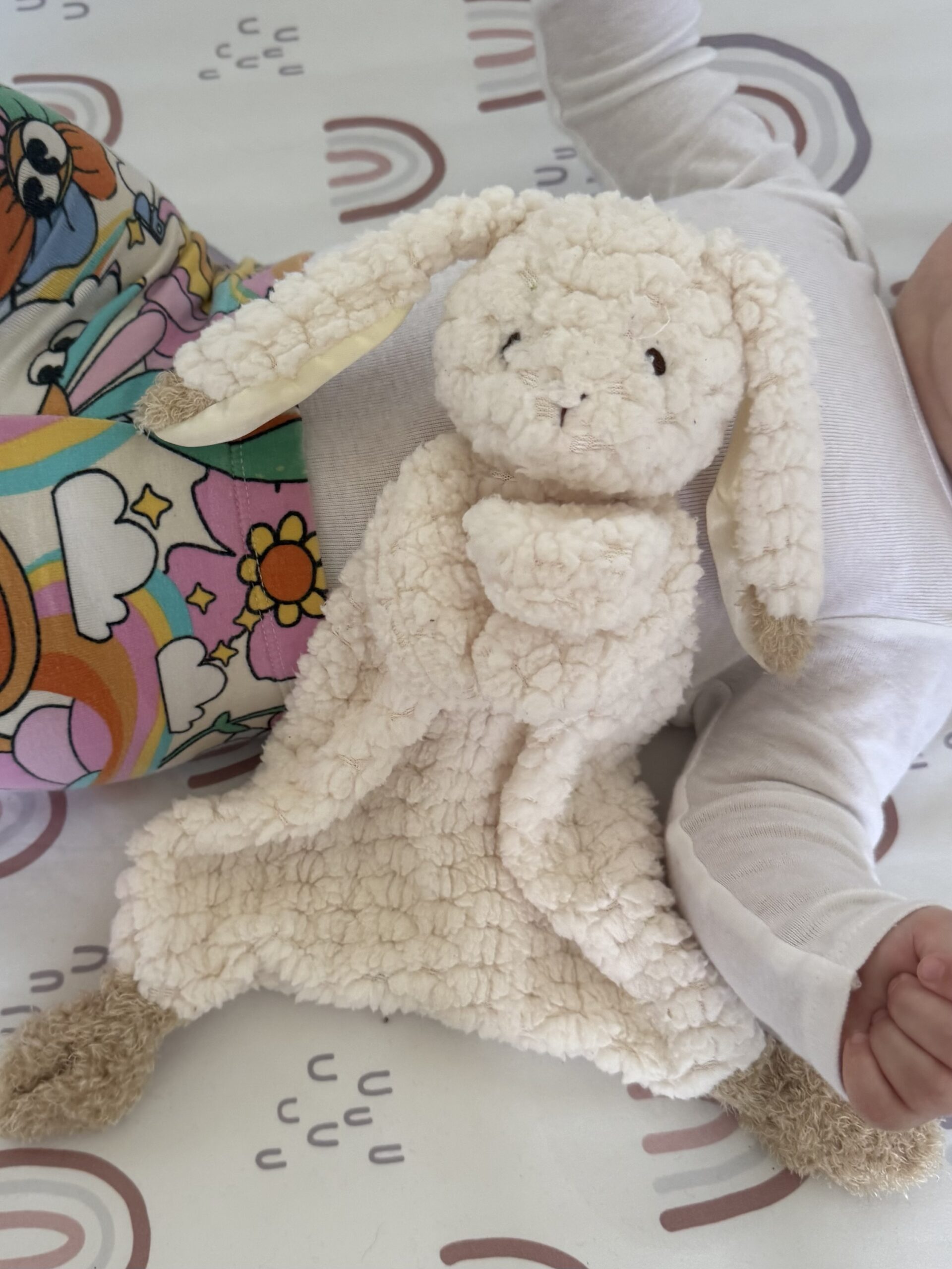 Pliušinis triušis Doudou – migdukas kūdikiui - Image 2